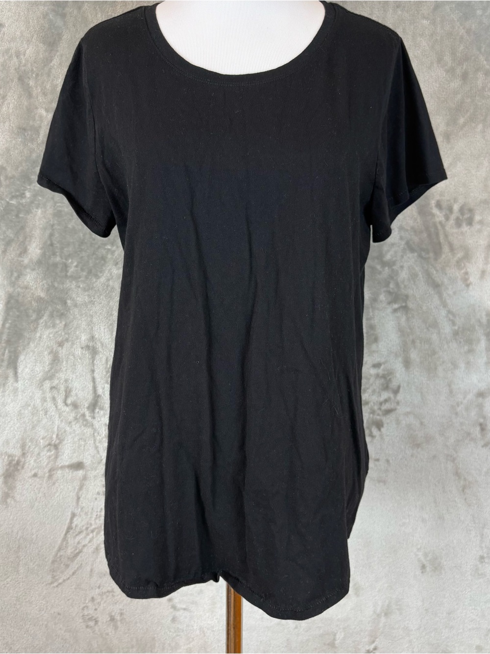 Sonoma the Everyday Tee Black Short Sleeve T-Shirt Wmn’s L
